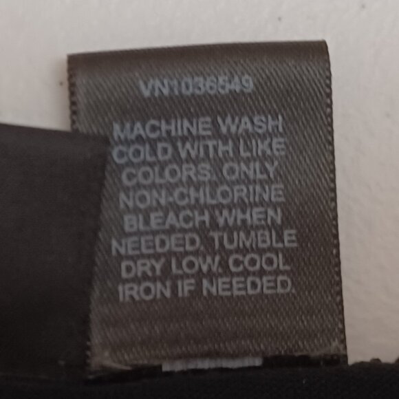 Women's Xhilaration Flower Animal Cheetah Print Top in Size Medium - Picture 3 of 7